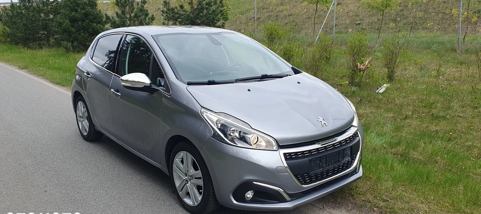 Peugeot 208 cena 36600 przebieg: 86900, rok produkcji 2019 z Strzyżów małe 742